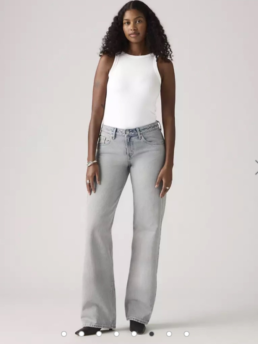 Levi's Low Loose Jeans, Light Gray, size 26, 30” inseam
